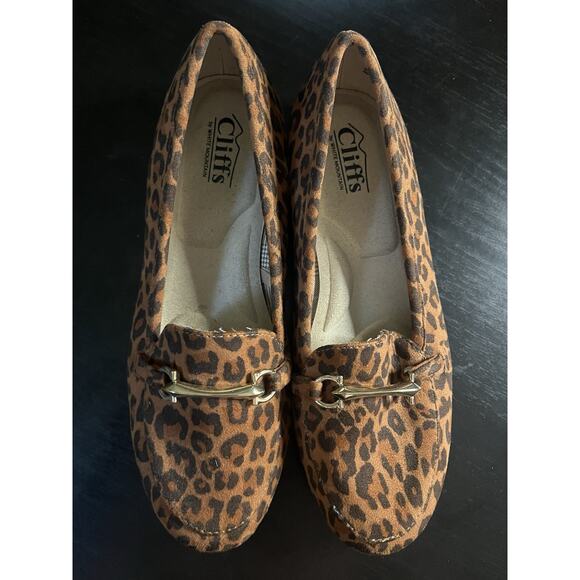 Cliffs By White Mountain Women’s Loafers Size 7 Leopard Print Slip-on Flats - Picture 3 of 7